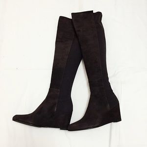 NIB Authentic Stuart Weitzman Suede Knee Boots